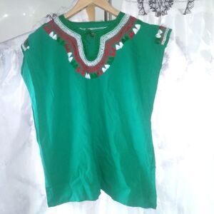 Mexican embroidery top size large and xl ( bag A )
